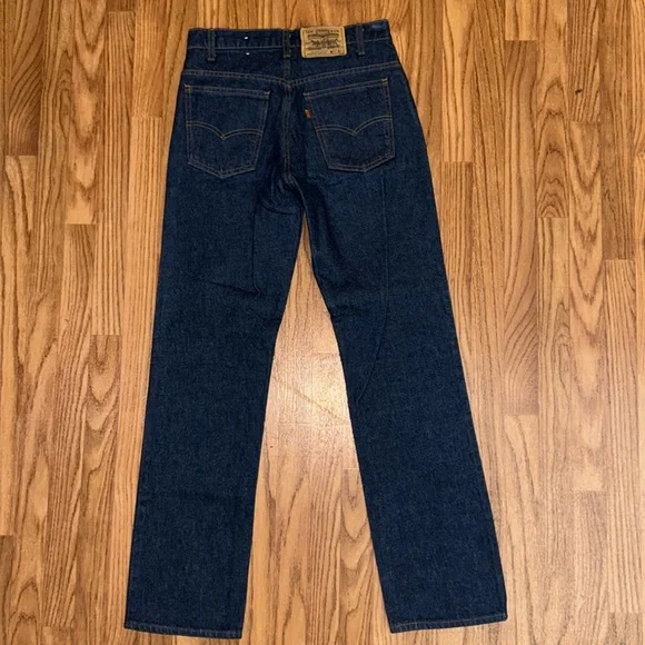 Levi’s Vintage 40509 Dark Straight Jeans Size 31 x 32 USA 100% Cotton Orange Tab